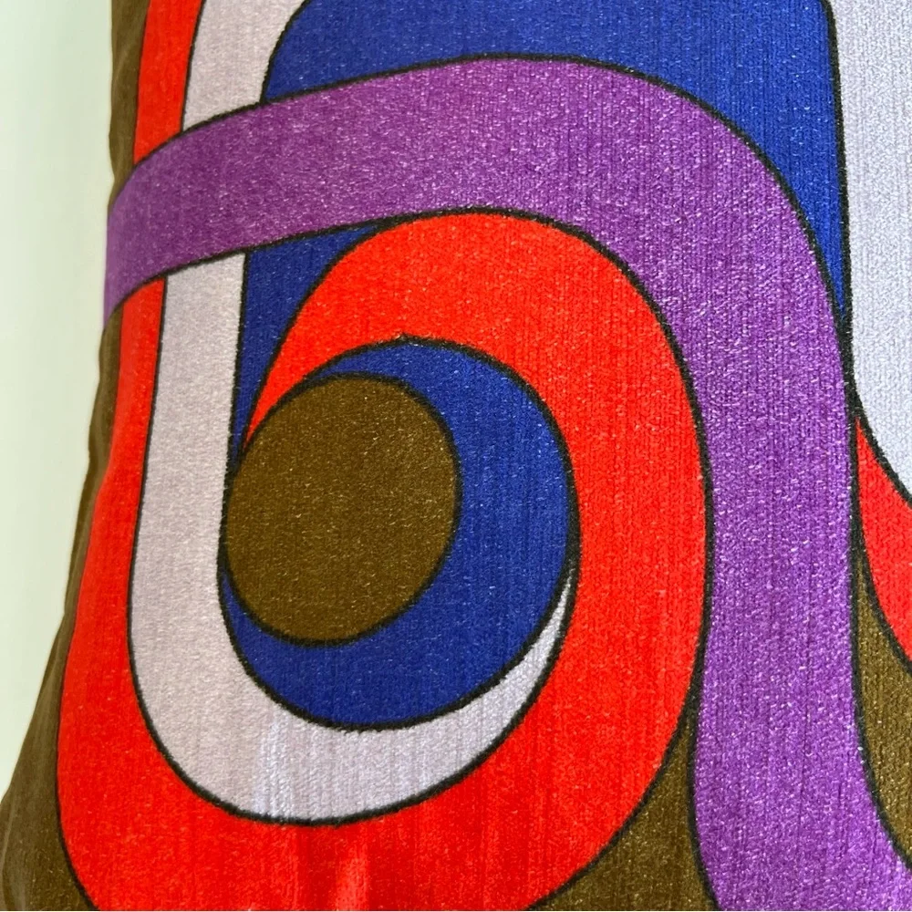 Jonathan Adler 💙 NIB “Sold Out”  Madrid Supergraphic Pillow - Picture 8 of 12